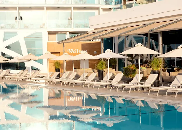 Amethyst Napa & Hotel Ayia Napa