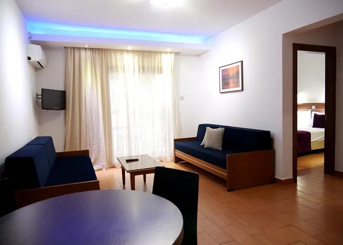 Amethyst Napa & 4* Ayia Napa