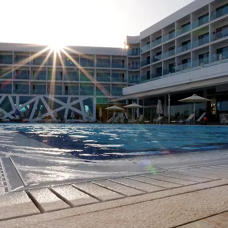 Amethyst Napa & 4* Ayia Napa