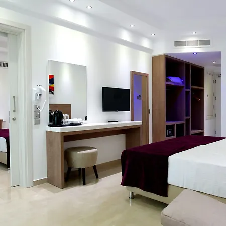 ホテル Amethyst Napa & アヤナパ