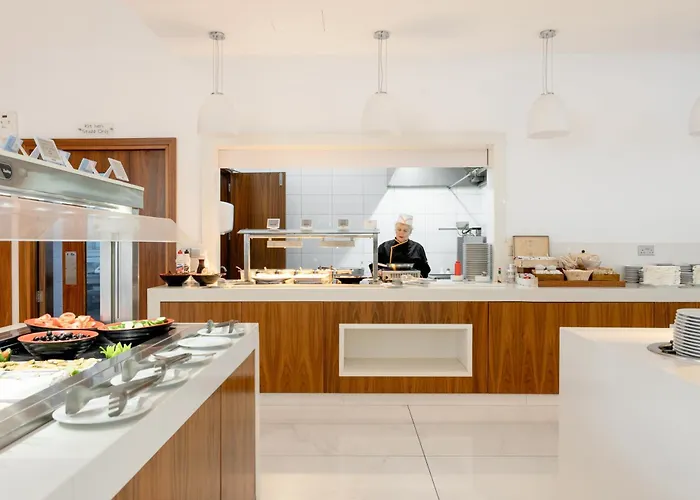 Hotell Amethyst Napa & Ayia Napa