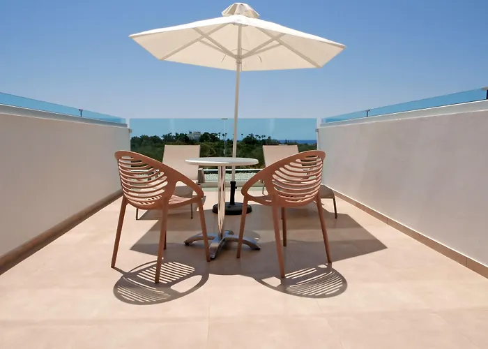 Amethyst Napa & Hotell Ayia Napa