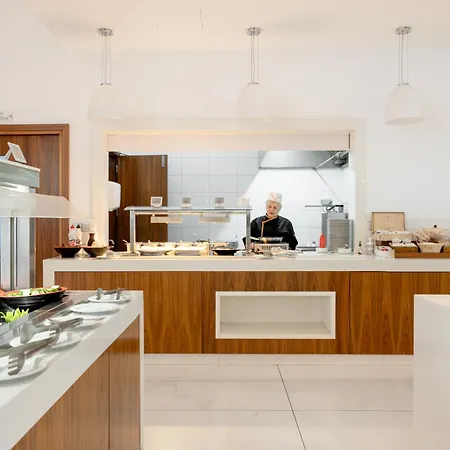 Hotell Amethyst Napa & Ayia Napa